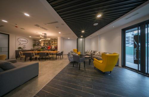 Gushan District Hotel | Watermark Hotel - Sizihwan