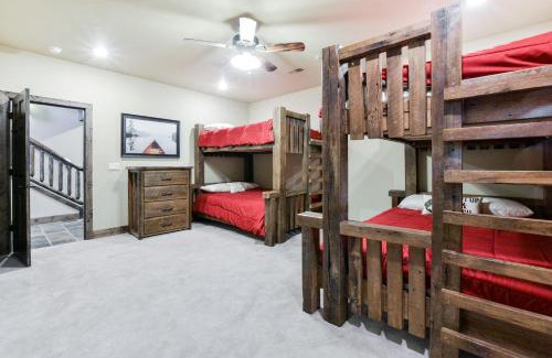 Indian Point Casa | WaterMill 11 Bedroom Villa