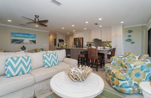 Holmes Beach Condominio | Water's Edge 110N por Duncan Real Estate