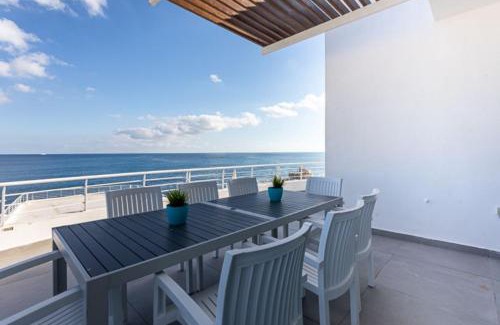 San Tumas Apartamento | Waters-Edge Complex