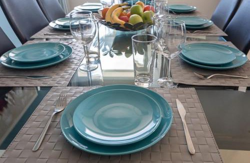 San Tumas Apartamento | Waters-Edge Complex