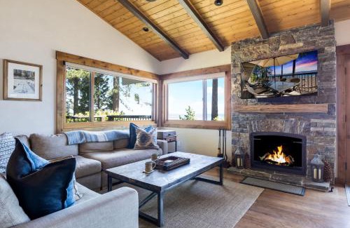 Tahoma Casa | Waters Edge Jewel with Lake Views - HOA Access