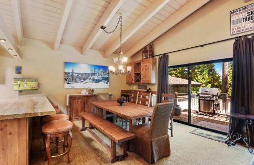 Tahoma Casa | Waters Edge Oasis - Shared Pool & Pier Access