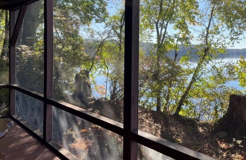 Center Harbor Cabaña | Waterside Cottage on Squam
