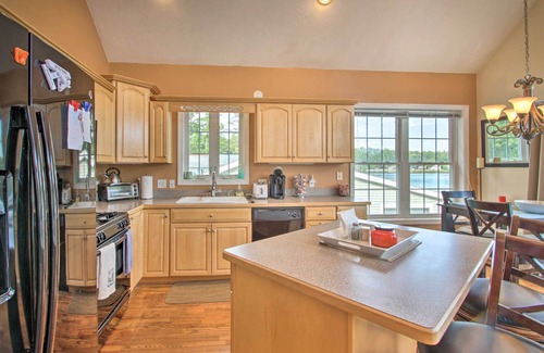 Milton Casa | Waterside Haven on Milton Pond w/ Deck & Boat Dock