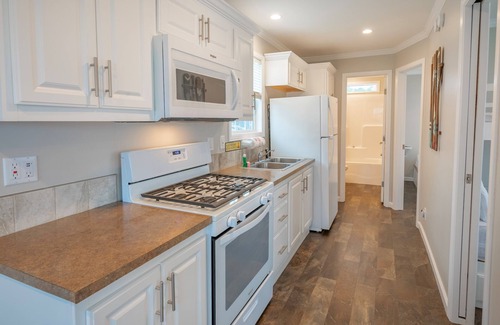 Coinjock Cabaña | Waterview Cabin on Currituck Sound - Great Campground Amenities (WV88)