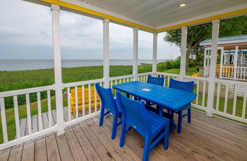 Coinjock Cabaña | Waterview Cabin on Currituck Sound - Great Campground Amenities (WV88)