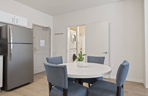 Overland Park Apartamento | WaterWalk Extended Stay by Wyndham Kansas City - Overland Pk