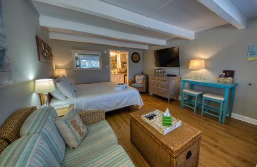 Airlie Apartamento | Waterway View Studio 2 w/Pool, 1 mile to Wrightsville Beach