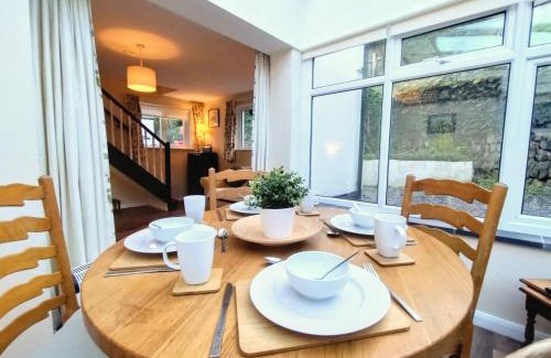 Porth Casa | Waterwitch Cottage