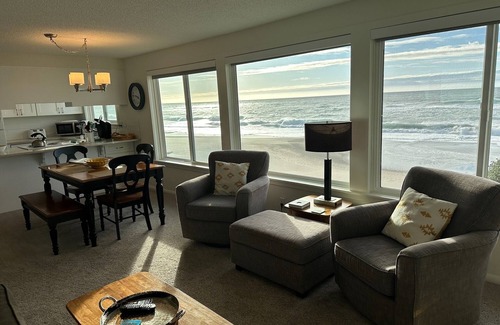 Gleneden Beach Casa | Con vistas a la arena y al oleaje con playa a solo unos pasos de tu puerta