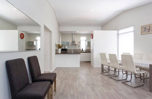 Beckenham Apartamento | Waverley apartment F-two bedrooms, wifi available