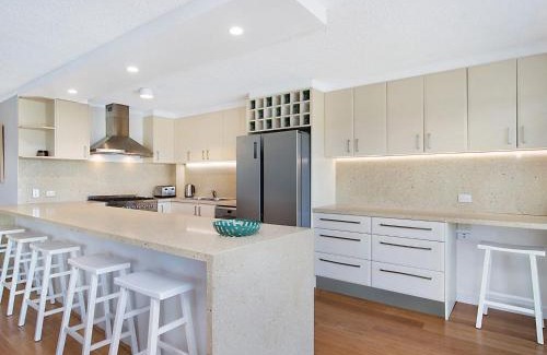 Bilinga Apartamento | Waves at North Kirra