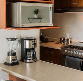 Puerto Juarez Apartamento | WAVES Beachfront 2 BDR by Casa Paraiso