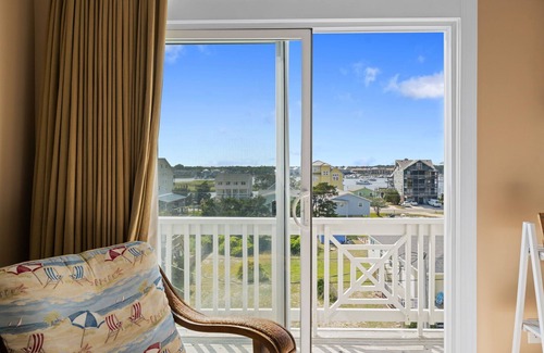 North Carolina Coast Casa | Waves & Sun -- OCEANFRONT, Heated Pool, Elevators, Entire Duplex, Sleeps 25-28