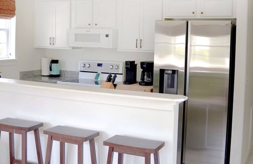 Dune Allen Beach Casa | Waves&Wakes Lakeside townhouse close to the beaches of 30A downstairs