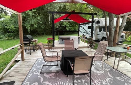 High Point Casa | Wayne's Place-Hot tub, pet friendly. Close to HPU