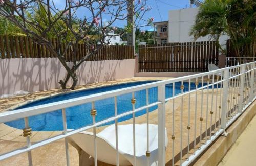 Flic-en-Flac Casa | WAYNES' VILLA