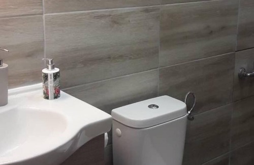City Center Apartamento | Estamos organizando cosméticos, peluquerías y servicios dentales.