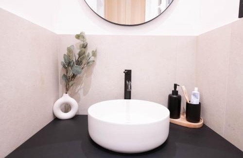 Jardin des plantes Apartamento | We Parisian The Latin Quarter Cozy Home