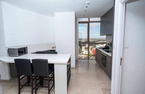 City Centre Apartamento | WealthyStays: Nicosia Heights
