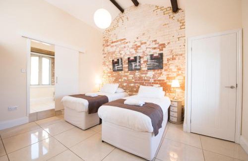 Towcester Casa | Weasels Way at Tove Valley Cottages