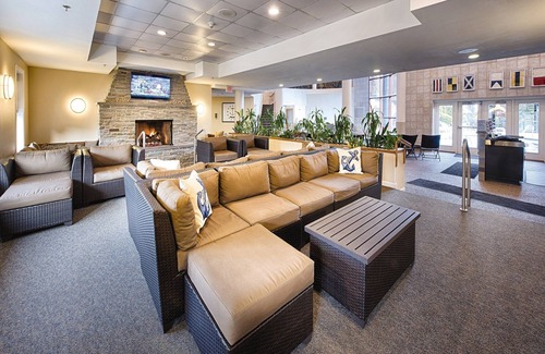 The Point Condominio | Weather-Proof 2025 MEMORIAL DAY in Newport - EZ2Book! Guaranteed Dates!