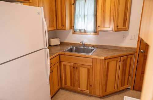 Hackensack Cabina | Webb Lake, Hackensack, Northern MN - 3 Bedroom, Sleeps 6 - Cabin #1 Blue Water