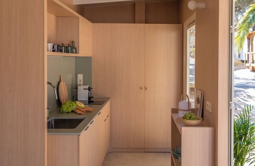 L'Escala Alquiler De RV | Wecamp Cala Montgó
