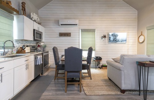 Long Mott Cabaña | Wedge Wood Cottage on the Bay