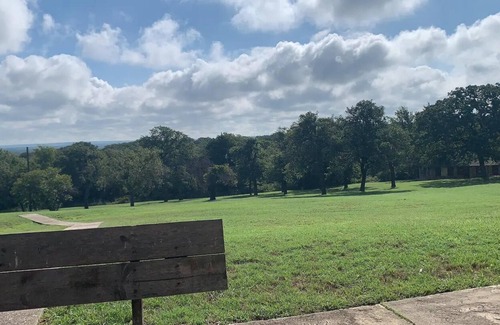 Myra Cabina | Weekend get away in North Texas Hill Country