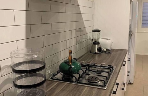 Capel Sound Apartamento | Weekender For Two with outdoor Spa
