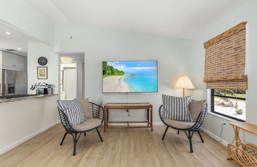 Bokeelia Casa | Weekly Rental in Bokeelia! Captain's Cove Community!