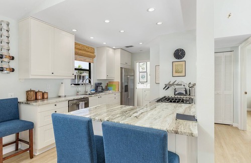 Bokeelia Casa | Weekly Rental in Bokeelia! Captain's Cove Community!