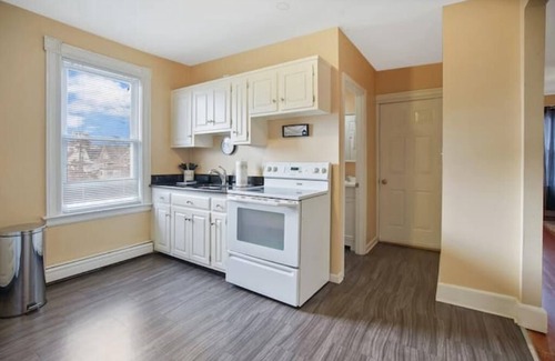 West Hartford Casa | WeHa Oak Haven