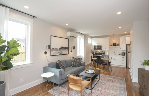 Eighth Avenue Casa | WeHo 3 Story Townhome 4 of 4 w/ Rooftop Deck WALKABLE! 8 mins drive to BRDWY!