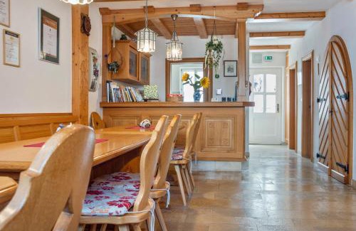 Iphofen Casa | Wein- und Gästehaus Lutz