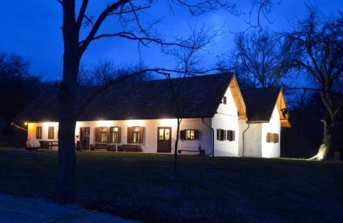 Heiligenbrunn Cama Y Desayuno | Weinek's Weinlodge