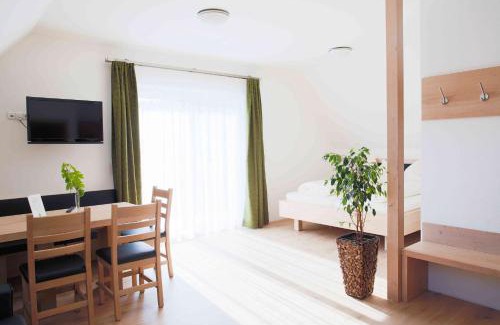 Ratsch Casa | Weingut-Gästezimmer UHL