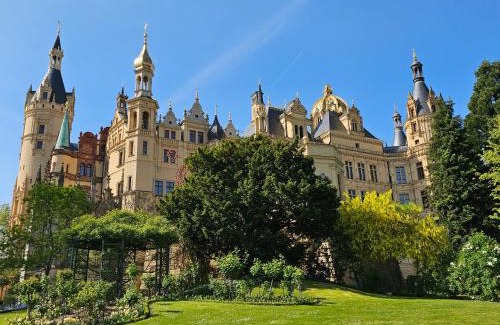 Schwerin Hotel | Weinhaus Uhle