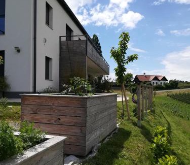 Ratsch Apartamento | Weinstraßenapartment Fam. Dietrich