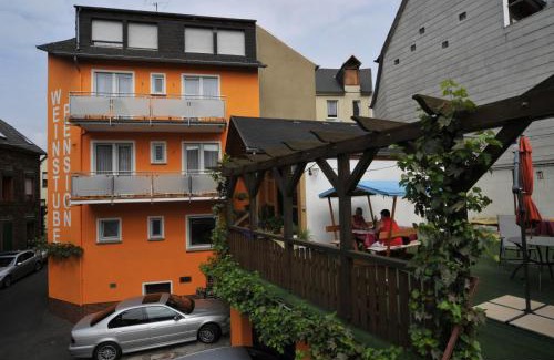 Zeltingen-Rachtig Casa | Weinstube Pension Moselblümchen