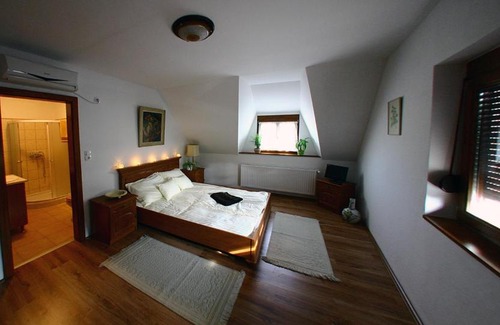 Mecseknadasd Casa | Wekler Családi Pincészet és Panzió