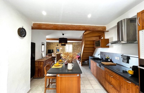Saint-Julien-de-Peyrolas Casa | WELCOME TO THE CASA DE PIERRE