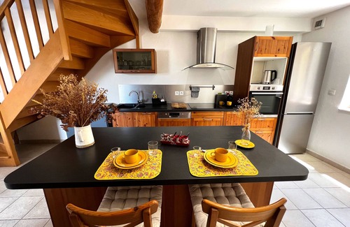 Saint-Julien-de-Peyrolas Casa | WELCOME TO THE CASA DE PIERRE