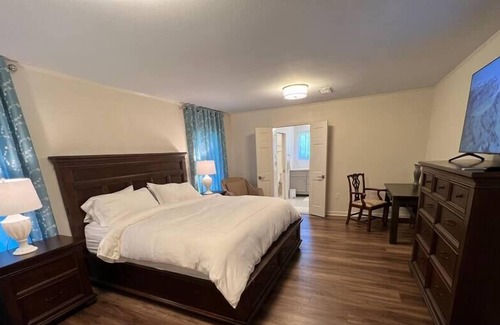 Mid City South Casa | Welcome Home LaSalle