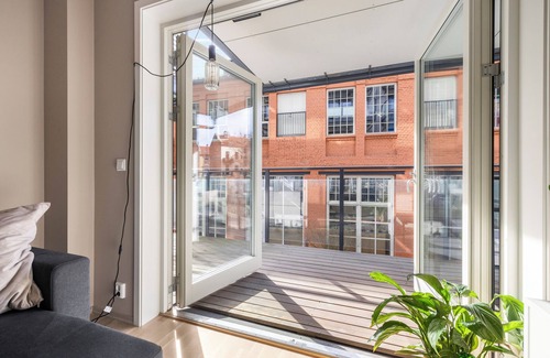 Gamle Oslo Apartamento | Welcome to a home in Old Oslo!