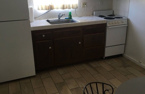 Desert Hot Springs Apartamento | Welcome to a laid back mineral water spa hotel.