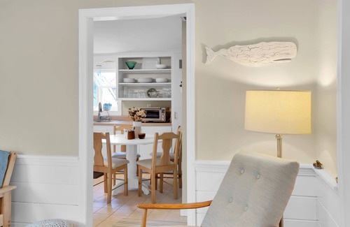 West Dennis Casa | Welcome To Beach Bungalow - Close to South Village Beach