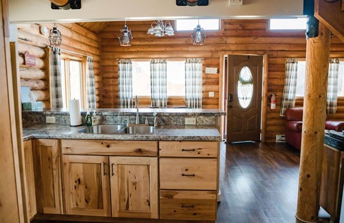 Hill City Cabina | Welcome to Bluebird Retreat!